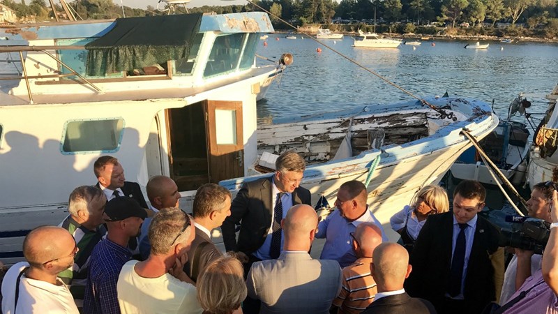 Predsjednik Vlade s ribarima u Savudriji: Zaštitit ćemo interese Republike Hrvatske i naših ribara